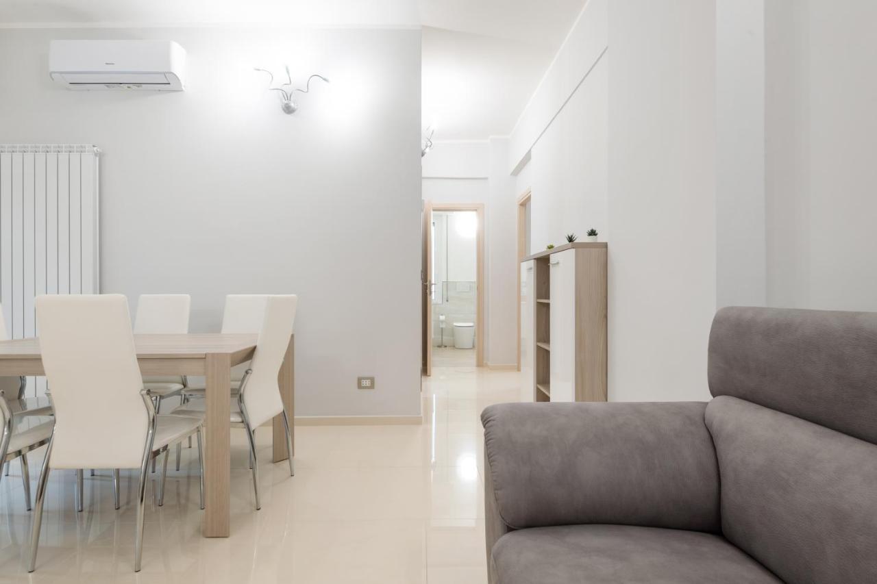 Апартаменти Modern Flat 250 Mt From The Sea - Альбіссола-Марина Екстер'єр фото