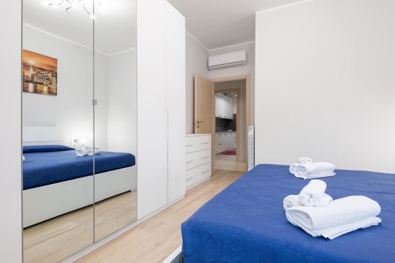 Апартаменти Modern Flat 250 Mt From The Sea - Альбіссола-Марина Екстер'єр фото